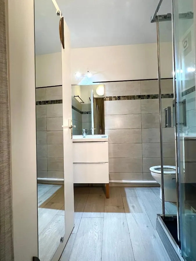 STUDIO Cannes DOMAINE DES PALMIERS PARKING PRIVÉ Appartement