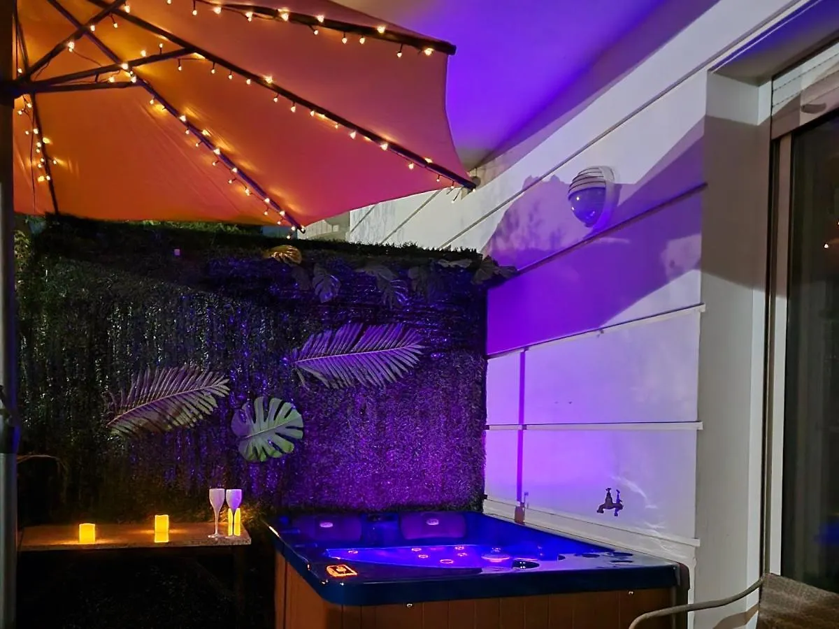 Appartement STUDIO Cannes DOMAINE DES PALMIERS PARKING PRIVÉ